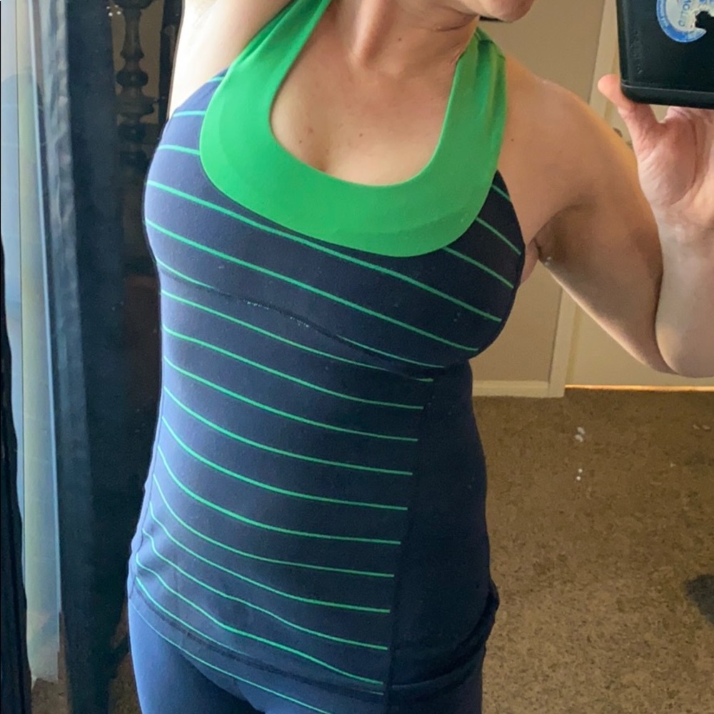 Lululemon tank